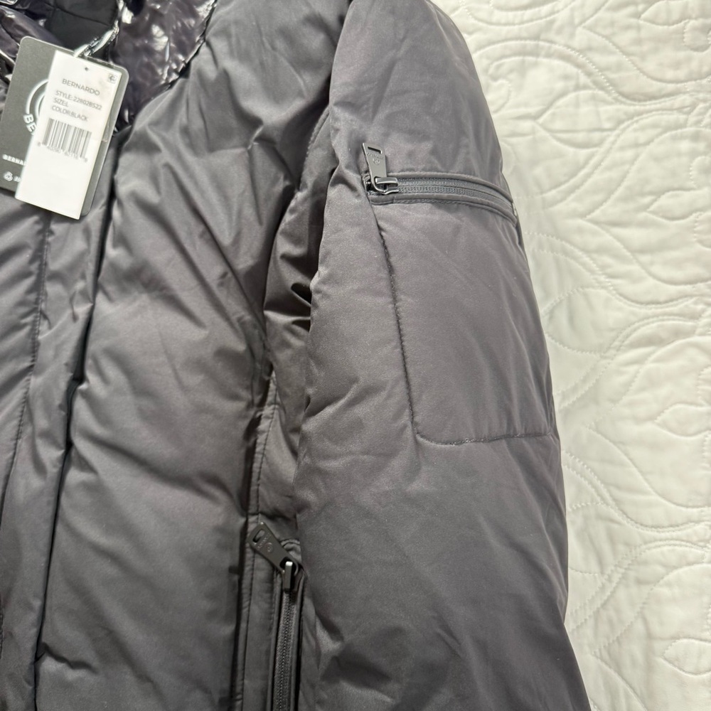 Bernardo Short Puffer Hooded Black Full Zipper & Snap Jacket Women's Large NWT - Picture 7 of 15